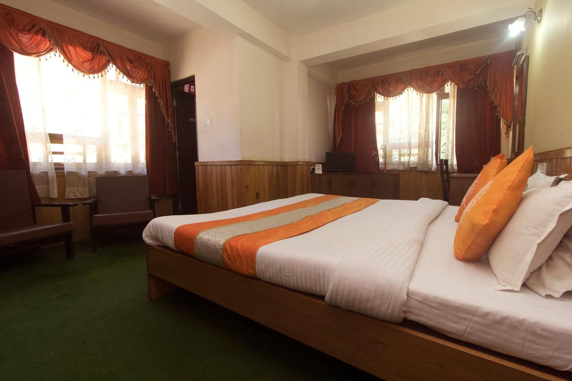 Oyo 10587 Vanjula Residency กังต็อก ภายนอก รูปภาพ