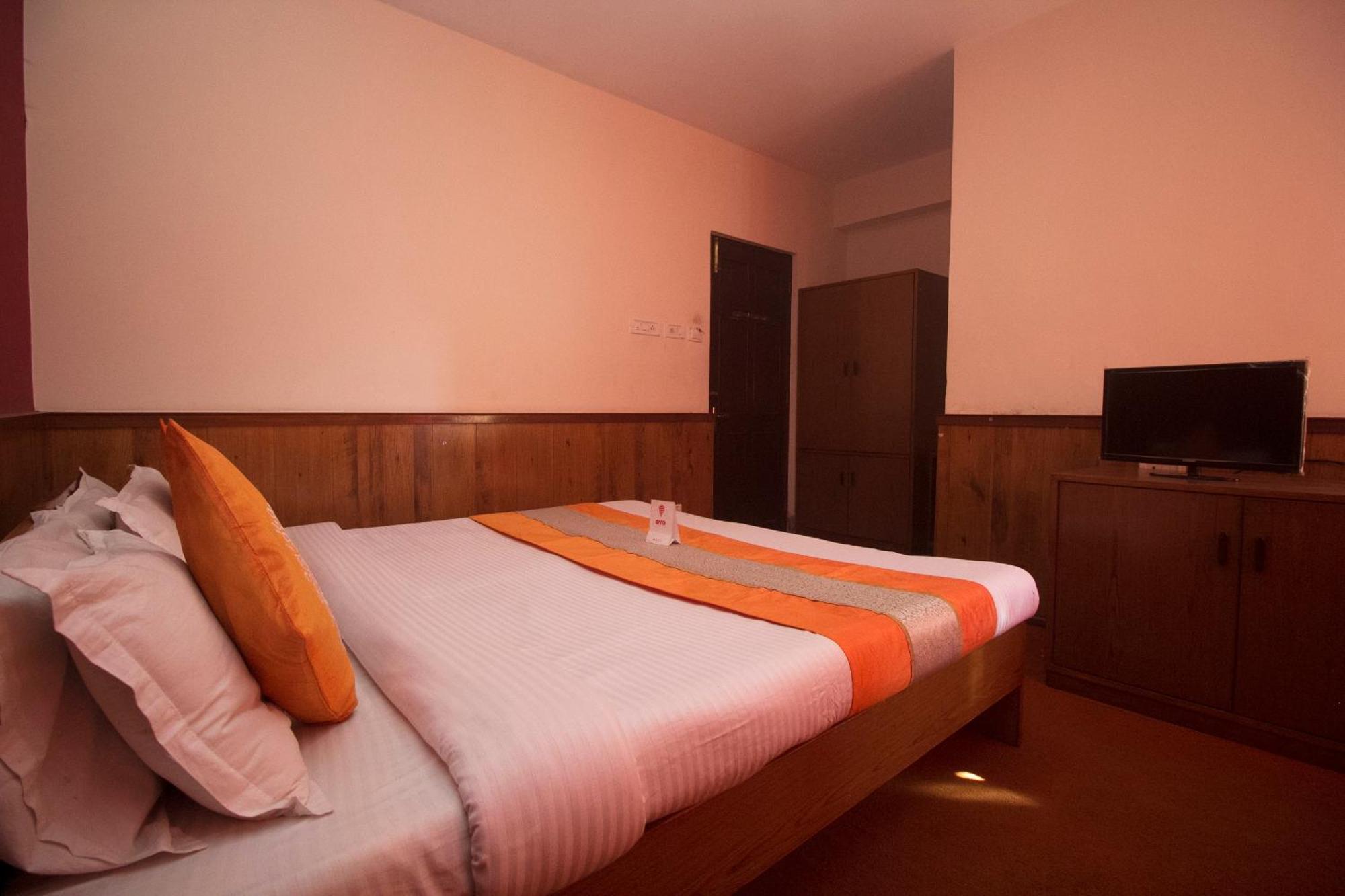 Oyo 10587 Vanjula Residency กังต็อก ภายนอก รูปภาพ
