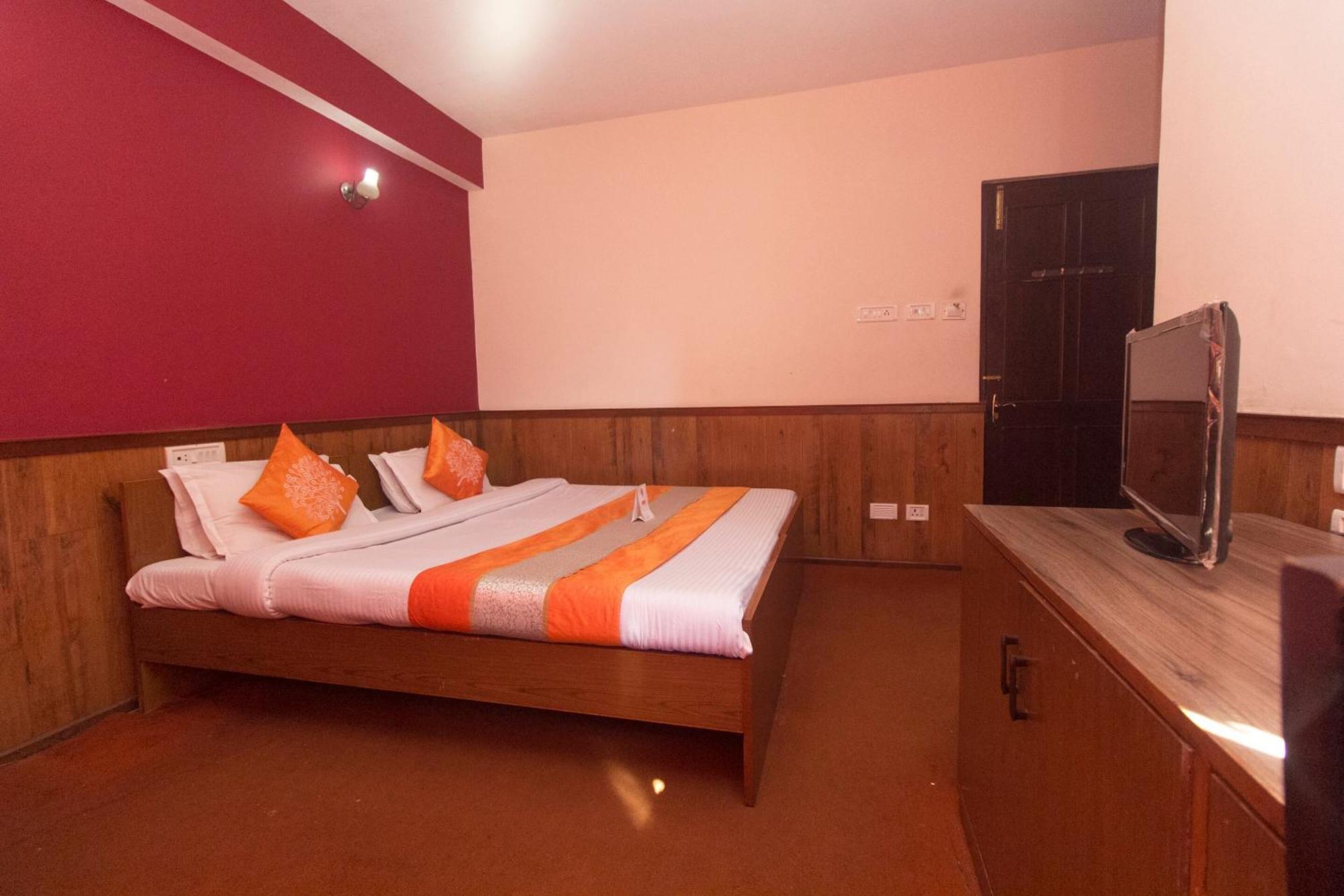 Oyo 10587 Vanjula Residency กังต็อก ภายนอก รูปภาพ